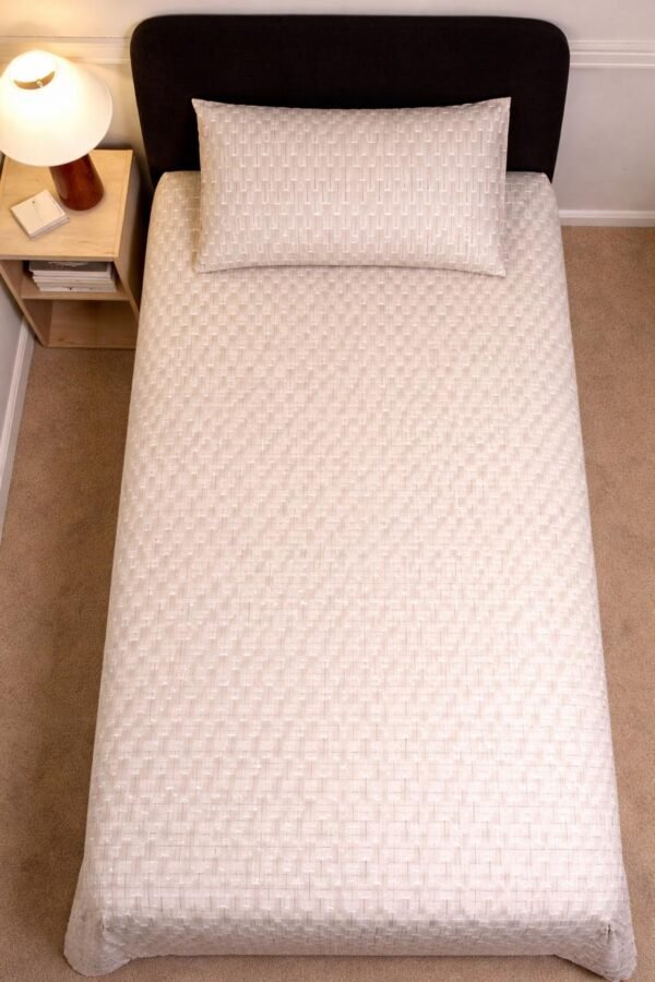 Ivory Textura Single Bedsheet Brown